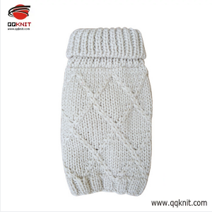 Hand-Knit Cable Dog Sweater