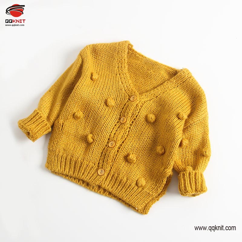 sweter bayi